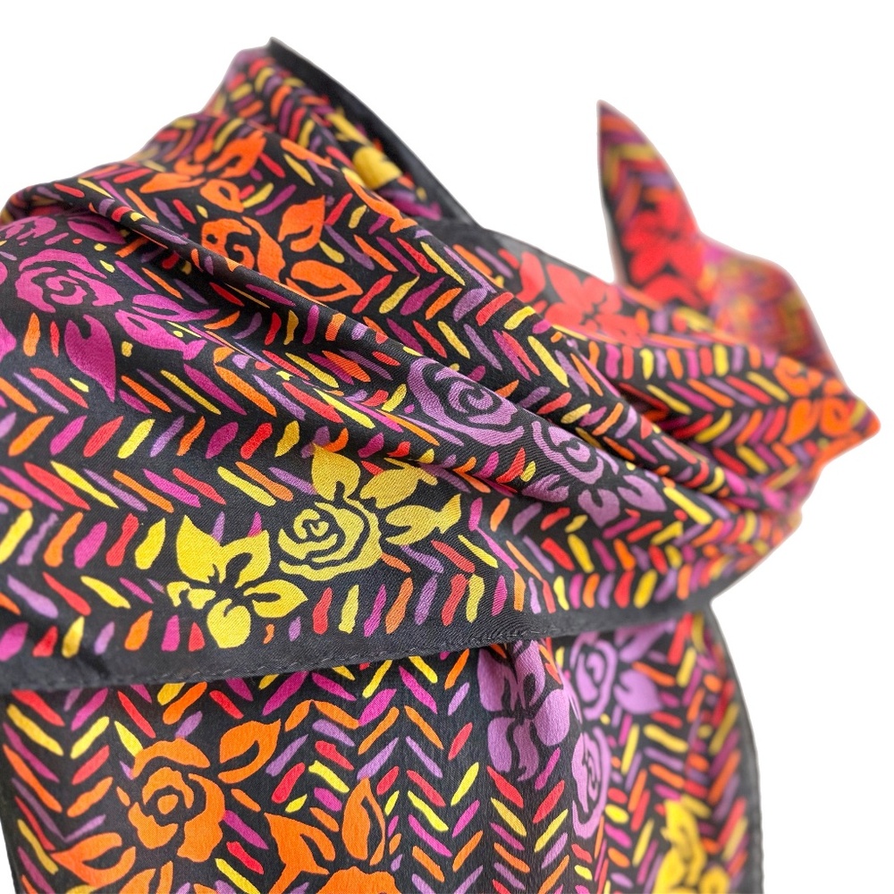 Vintage Honey Japan 100% Silk Floral & Chevron Print Scarf – 10" x 52" - Picture 3 of 8